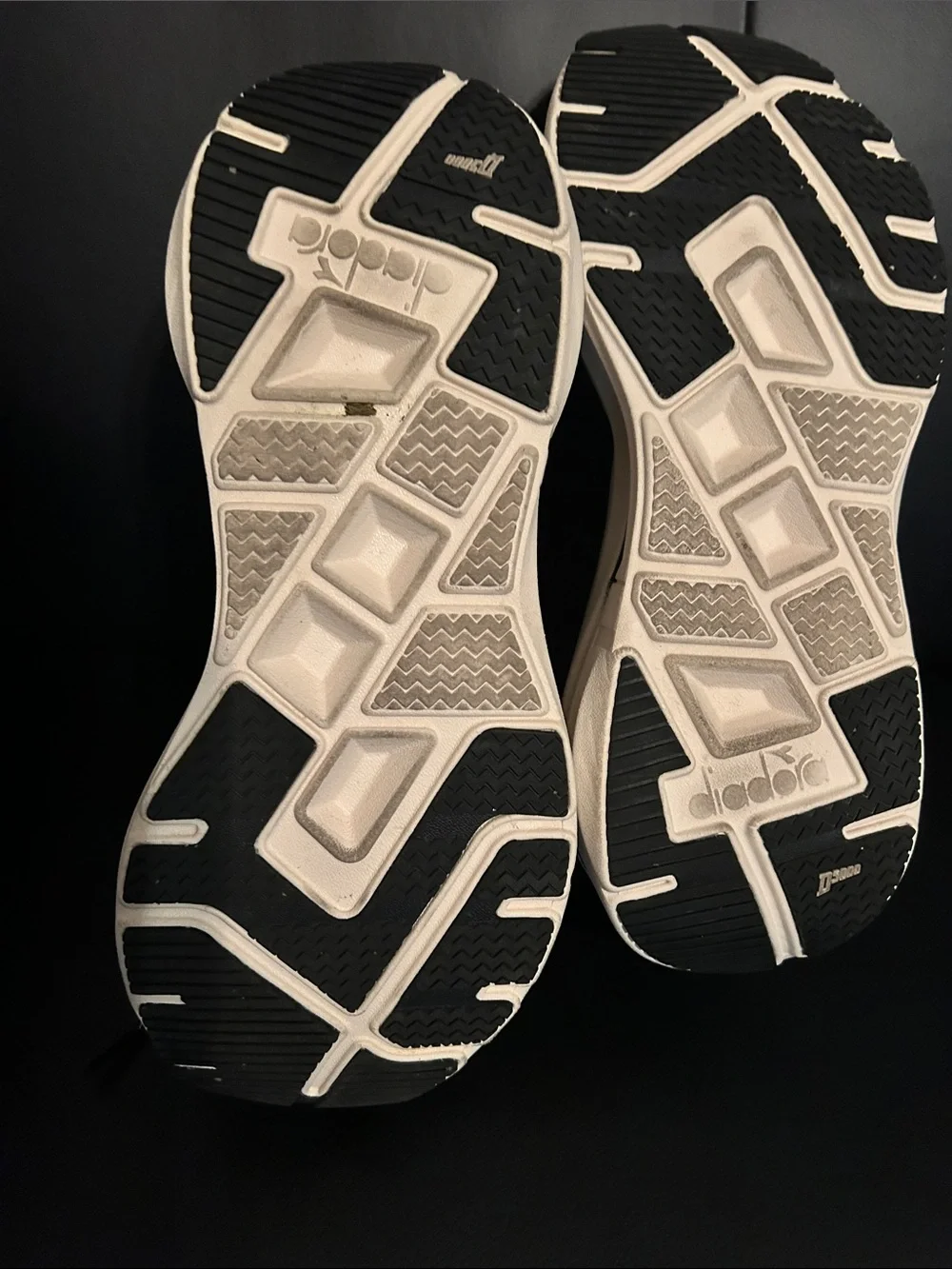 Diadora lightweight breathable